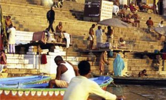 P G On Ganges Βαρανάσι Εξωτερικό φωτογραφία